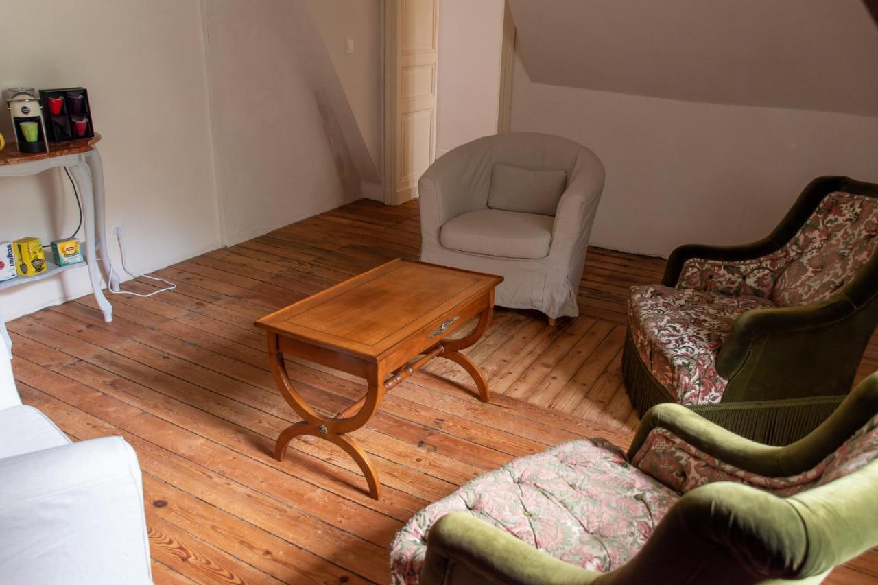 Chambres D'Hotes Chateau De Saint Etienne Du Bois Kültér fotó